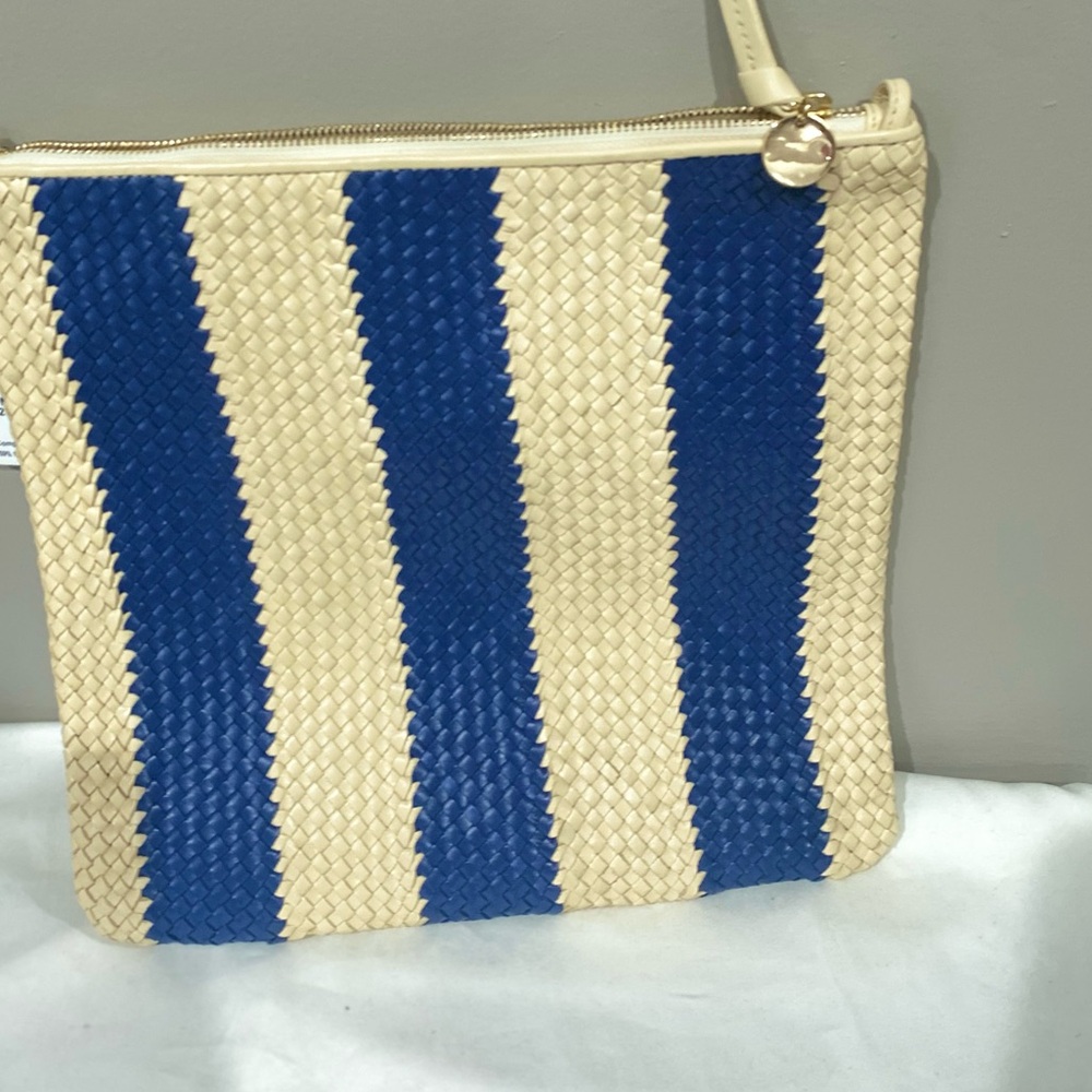 Last offer🔥🔥🔥🔥Clare V Fold over Woven Leather Clutch - Picture 9 of 15